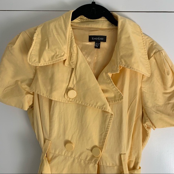 Bebe Yellow Short sleeve Trench Style Jacket - Picture 3 of 3